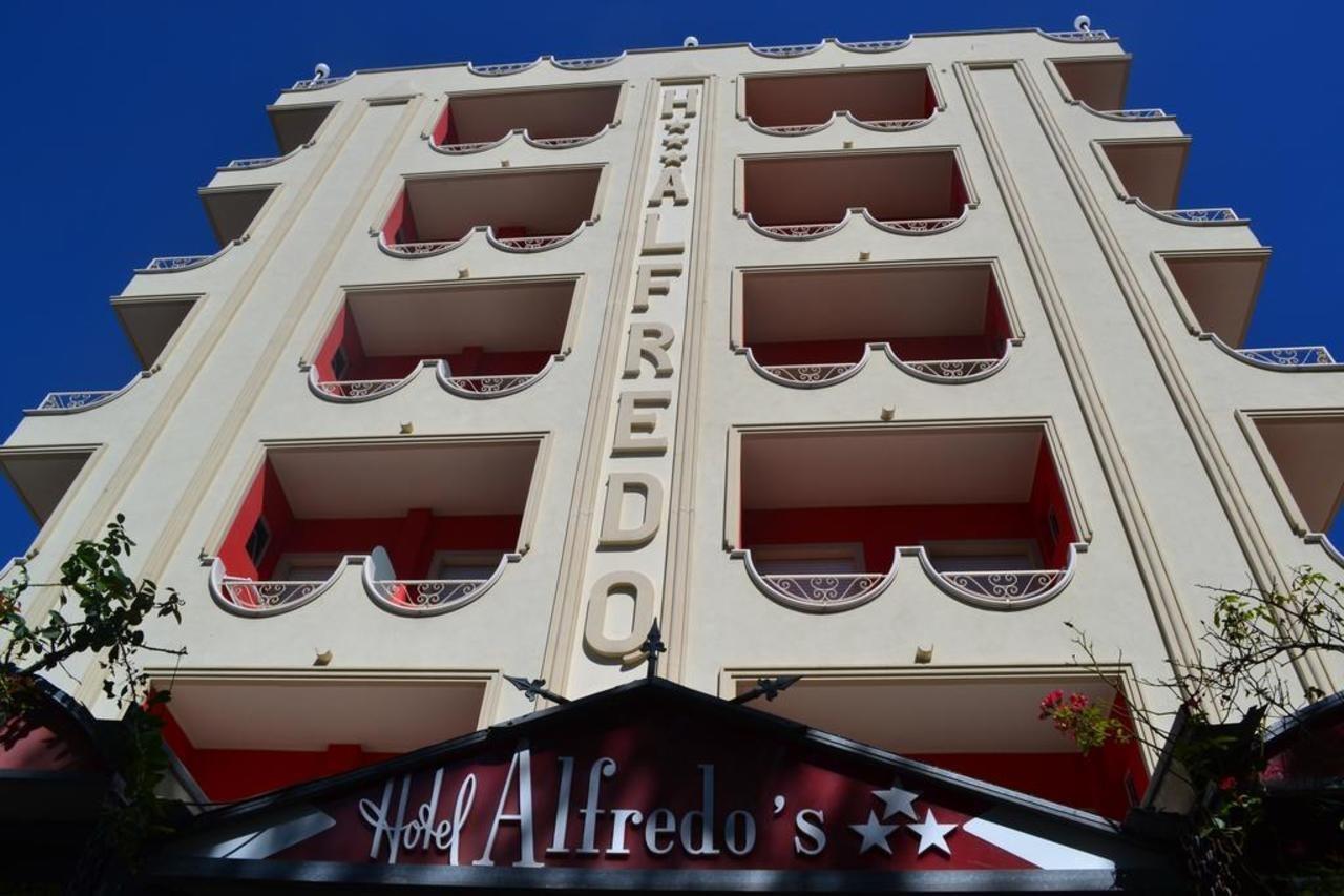 Hotel Alfredo'S Rimini Exteriör bild