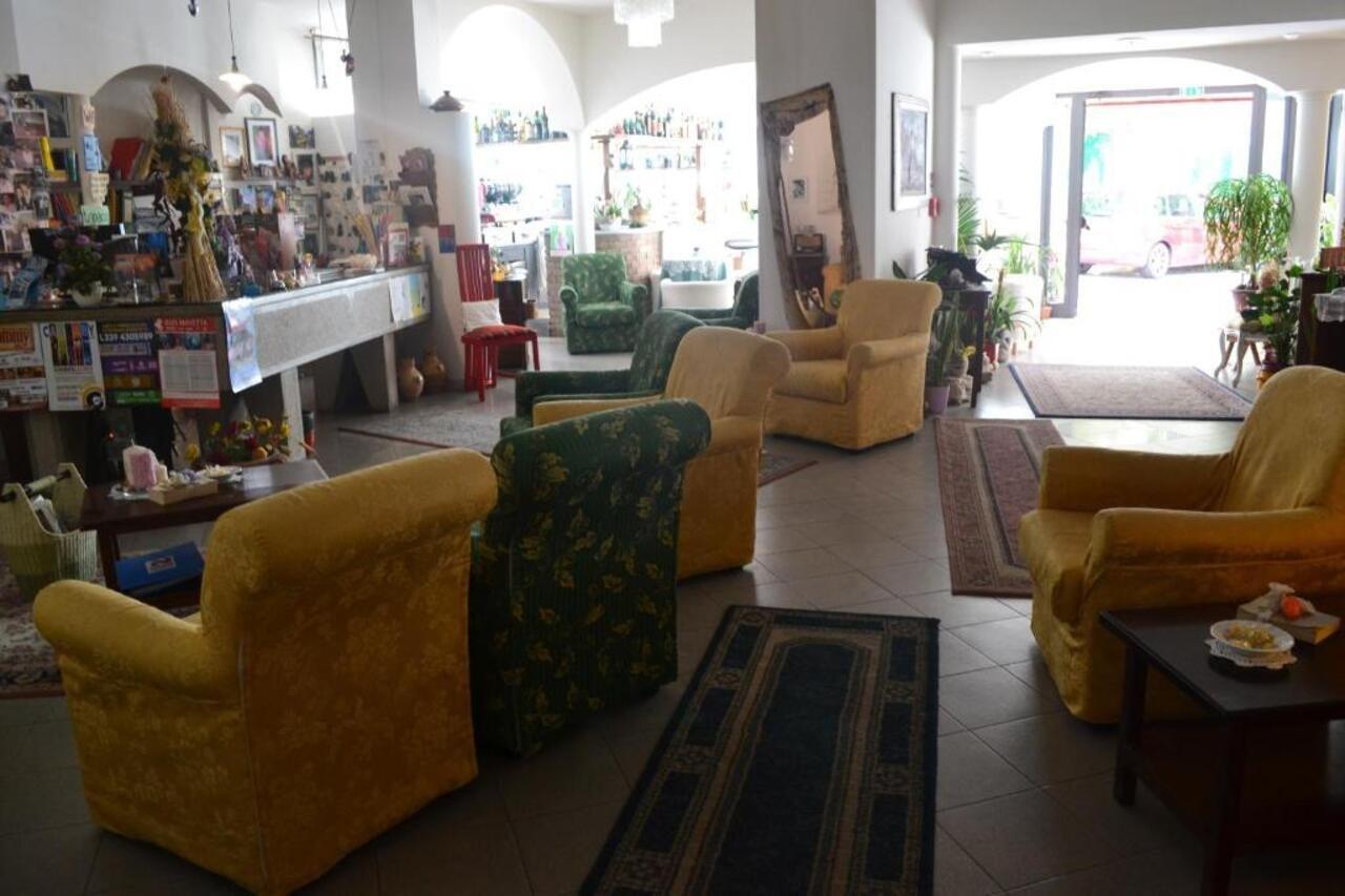 Hotel Alfredo'S Rimini Exteriör bild