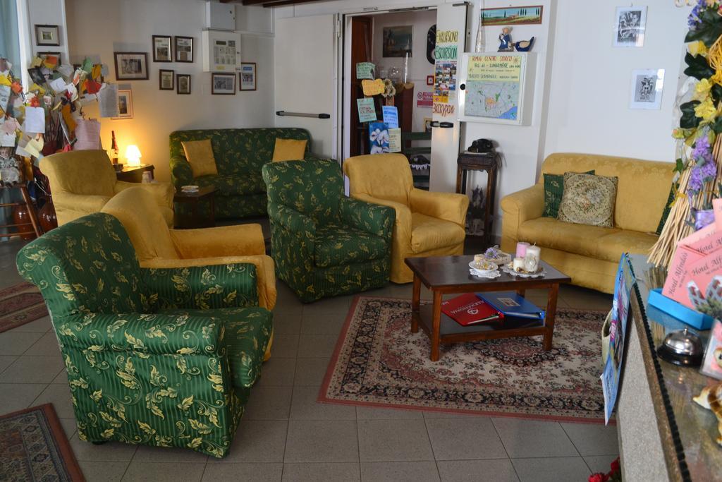 Hotel Alfredo'S Rimini Exteriör bild